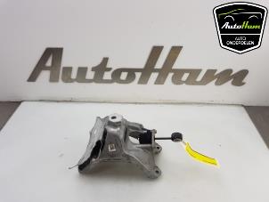 Gebruikte Motorrubber Audi A4 Avant (B9) 2.0 40 T MHEV 16V Prijs € 40,00 Margeregeling aangeboden door AutoHam