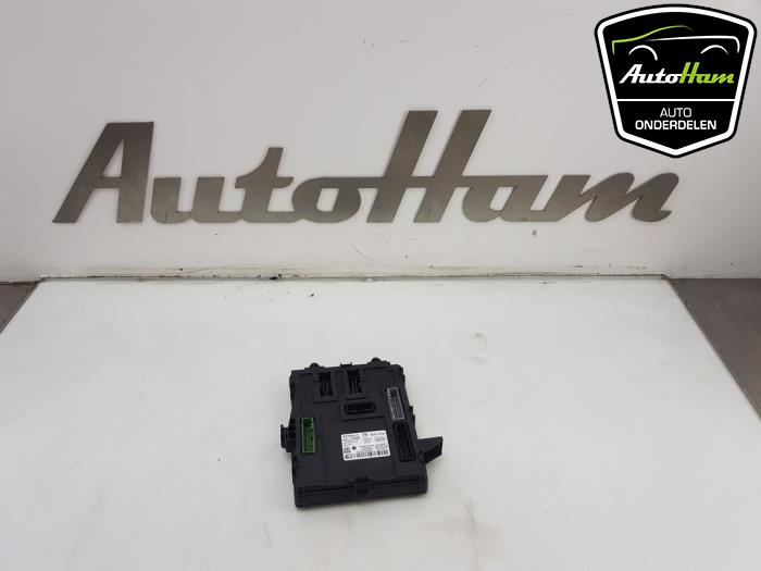 Gebruikte Computer Body Control Renault Talisman (RFDL) 1.6 Energy TCe 200 EDC Prijs € 70,00 Margeregeling aangeboden door AutoHam