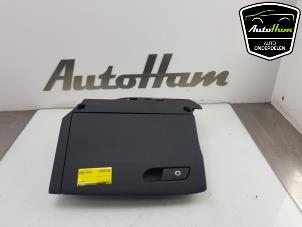 Gebruikte Dashboardkastje Audi A4 Avant (B9) 2.0 40 T MHEV 16V Prijs € 75,00 Margeregeling aangeboden door AutoHam