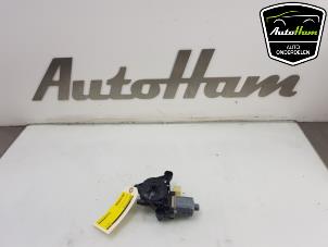 Gebruikte Portierruitmotor Audi A4 Avant (B9) 2.0 40 T MHEV 16V Prijs € 25,00 Margeregeling aangeboden door AutoHam