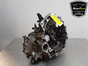 Gebruikte Versnellingsbak Volkswagen Polo VI (AW1) 1.0 MPi 12V Prijs € 400,00 Margeregeling aangeboden door AutoHam