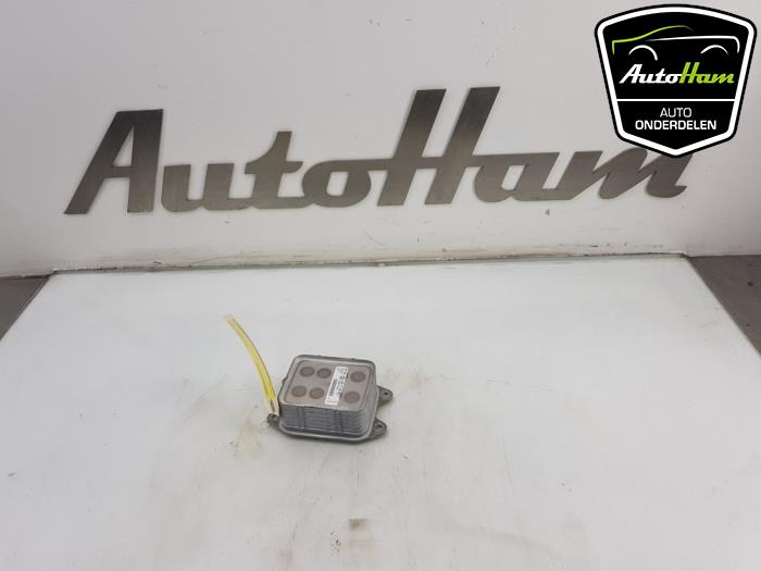 Gebruikte Oliekoeler Volkswagen Golf VIII (CD1) 1.5 eTSI 16V Prijs € 15,00 Margeregeling aangeboden door AutoHam