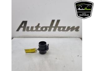 Gebruikte Luchthoeveelheidsmeter Seat Ateca (5FPX) 2.0 TDI 16V Prijs € 25,00 Margeregeling aangeboden door AutoHam