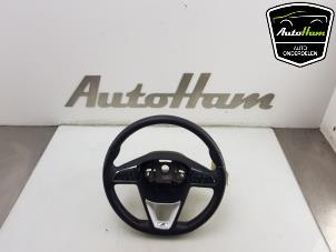 Gebruikte Stuurwiel Seat Arona (KJX) 1.0 TSI 12V Prijs € 150,00 Margeregeling aangeboden door AutoHam