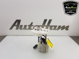 Gebruikte Benzinepomp Opel Astra K Sports Tourer 1.4 Turbo 16V Prijs € 50,00 Margeregeling aangeboden door AutoHam
