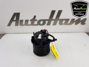 Gebruikte Blower Renault Kadjar (RFEH) 1.2 Energy TCE 130 Prijs € 40,00 Margeregeling aangeboden door AutoHam