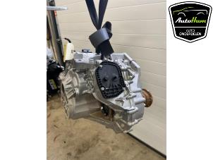 Gebruikte Automaatbak Volkswagen T-Cross 1.0 TSI 110 12V Prijs op aanvraag aangeboden door AutoHam