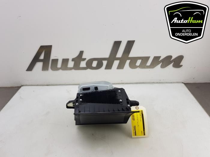 Gebruikte Head-up display BMW 5 serie (F10) 550i xDrive V8 32V TwinPower Turbo Prijs op aanvraag aangeboden door AutoHam