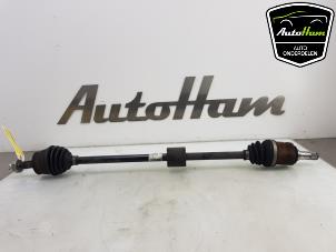 Gebruikte Aandrijfas rechts-voor Opel Adam 1.4 16V Bi-Fuel Ecoflex Prijs € 20,00 Margeregeling aangeboden door AutoHam