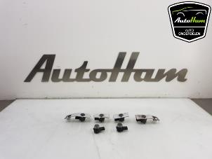 Gebruikte PDC Sensor Set Mercedes S (222.0/222.1) 3.0 S-350 BlueTEC, S-350d 24V Prijs € 100,00 Margeregeling aangeboden door AutoHam