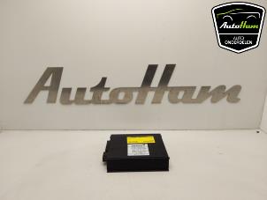 Gebruikte Radio versterker Porsche Boxster (986) 2.5 24V Prijs € 125,00 Margeregeling aangeboden door AutoHam