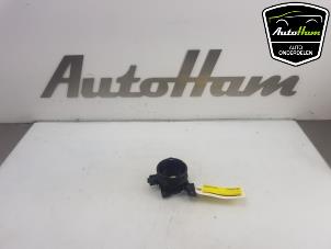 Gebruikte Luchthoeveelheidsmeter Mercedes Sprinter 3,5t (906.63) 319 CDI,BlueTEC V6 24V Prijs € 10,00 Margeregeling aangeboden door AutoHam