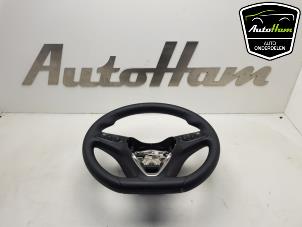 Gebruikte Stuurwiel Opel Corsa F (UB/UH/UP) 1.2 Turbo 12V 100 Prijs € 125,00 Margeregeling aangeboden door AutoHam