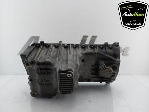Carterpan van een Porsche Cayenne (9PA) 4.5 V8 32V Turbo 2003