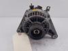 Dynamo van een Toyota Corolla (E12) 1.6 16V VVT-i 2004