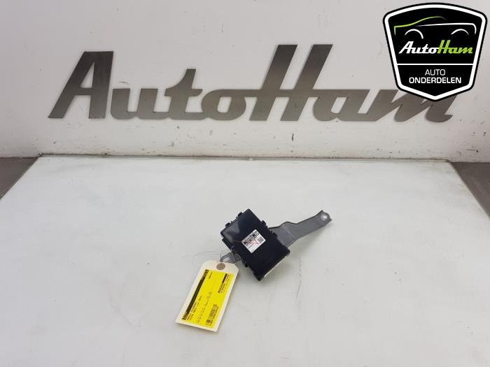 Gebruikte Module (diversen) Toyota Yaris III (P13) 1.0 12V VVT-i Prijs € 50,00 Margeregeling aangeboden door AutoHam