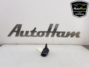 Gebruikte Antenne Volkswagen Arteon Shooting Brake (3HAC) 2.0 TSI R 16V 4Motion Prijs € 40,00 Margeregeling aangeboden door AutoHam