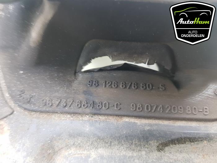 Versnellingsbak Steun van een Citroën SpaceTourer 1.6 Blue HDi 115 2018