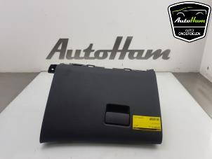 Gebruikte Dashboardkastje Opel Astra J Sports Tourer (PD8/PE8/PF8) 1.3 CDTI 16V ecoFlex Prijs € 35,00 Margeregeling aangeboden door AutoHam