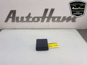 Gebruikte AUX/USB aansluiting Volkswagen ID.3 (E11) 1st Prijs op aanvraag aangeboden door AutoHam