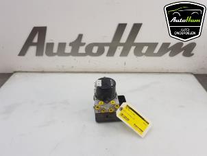 Gebruikte ABS Pomp Ford Focus 2 Wagon 1.6 16V Prijs € 45,00 Margeregeling aangeboden door AutoHam