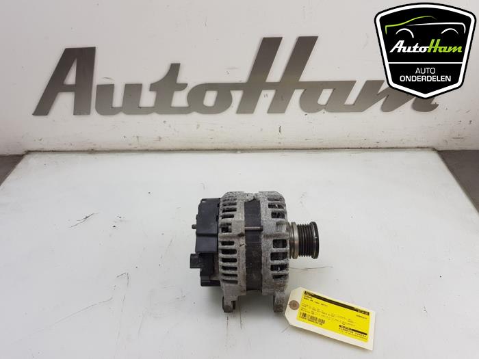 Gebruikte Dynamo Audi A4 (B8) 2.0 eTDI 16V Prijs € 65,00 Margeregeling aangeboden door AutoHam
