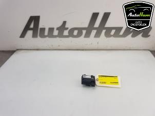 Gebruikte Module keyless vehicle Opel Karl 1.0 12V Prijs € 7,50 Margeregeling aangeboden door AutoHam
