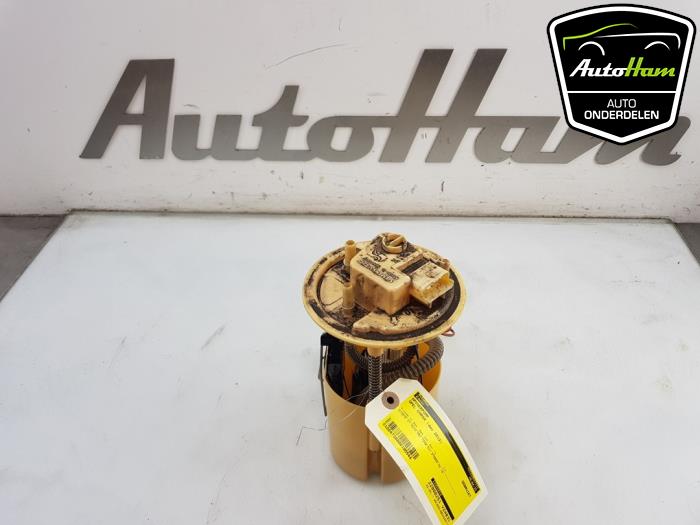 Gebruikte Tank element Pomp Opel Corsa D 1.3 CDTi 16V ecoFLEX Prijs € 25,00 Margeregeling aangeboden door AutoHam