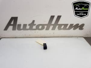 Gebruikte Relais Volkswagen Arteon (3HAB) 1.5 TSI 16V Prijs € 10,00 Margeregeling aangeboden door AutoHam