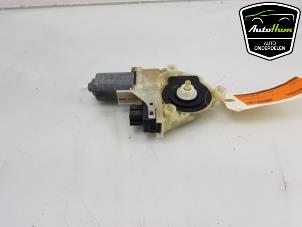 Gebruikte Motor electrisch raam Porsche Panamera (970) 4.8 V8 32V 4S Prijs € 50,00 Margeregeling aangeboden door AutoHam