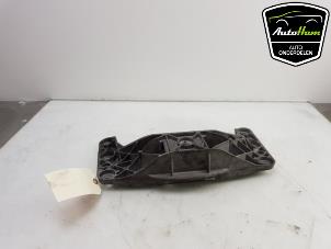 Gebruikte Versnellingsbak Steun BMW 5 serie Touring (E61) 535d 24V Prijs € 30,00 Margeregeling aangeboden door AutoHam