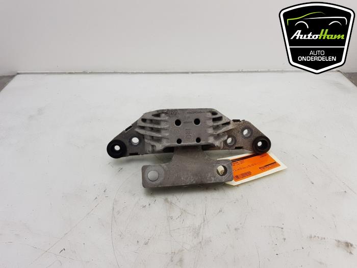 Gebruikte Versnellingsbak Steun Opel Astra K 1.0 Turbo 12V Prijs € 20,00 Margeregeling aangeboden door AutoHam