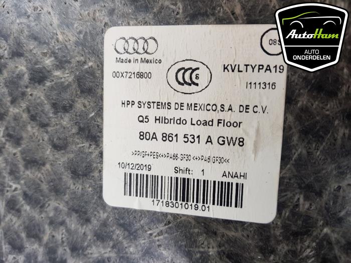 Vloerplaat bagageruimte van een Audi Q5 (FYB/FYG) 2.0 TFSI 16V Quattro 2020