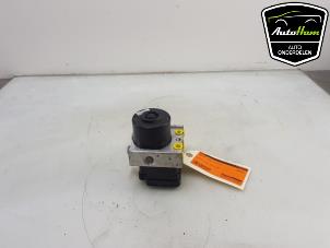 Gebruikte ABS Pomp Renault Twingo II (CN) 1.2 16V Prijs € 25,00 Margeregeling aangeboden door AutoHam