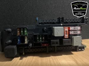 Gebruikte Zekeringkast Mercedes C (W204) 1.8 C-180 CGI 16V Prijs € 125,00 Margeregeling aangeboden door AutoHam