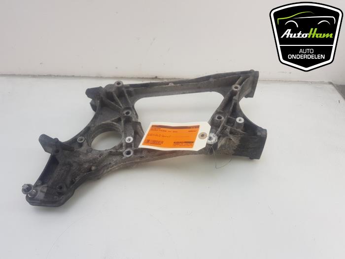Gebruikte Motorrubber Mercedes V (447.8) 2.1 220 CDI, 220 d 16V Prijs € 75,00 Margeregeling aangeboden door AutoHam