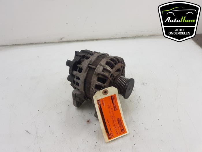 Gebruikte Dynamo Dacia Logan MCV II/III/Sandero Wagon 0.9 TCE 12V Prijs € 50,00 Margeregeling aangeboden door AutoHam