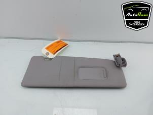 Gebruikte Zonneklep BMW 1 serie (F20) 118d 2.0 16V Prijs € 20,00 Margeregeling aangeboden door AutoHam