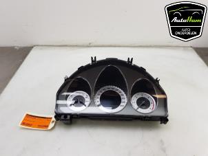 Gebruikte Instrumentenpaneel Mercedes GLK (204.7/9) 2.2 200 CDI 16V BlueEfficiency Prijs € 250,00 Margeregeling aangeboden door AutoHam