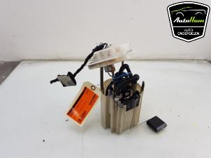 Gebruikte Tank element Pomp Mercedes GLK (204.7/9) 2.2 200 CDI 16V BlueEfficiency Prijs € 40,00 Margeregeling aangeboden door AutoHam