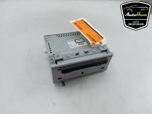 Gebruikte Radio CD Speler Ford Fiesta 6 (JA8) 1.0 EcoBoost 12V 100 Prijs € 75,00 Margeregeling aangeboden door AutoHam