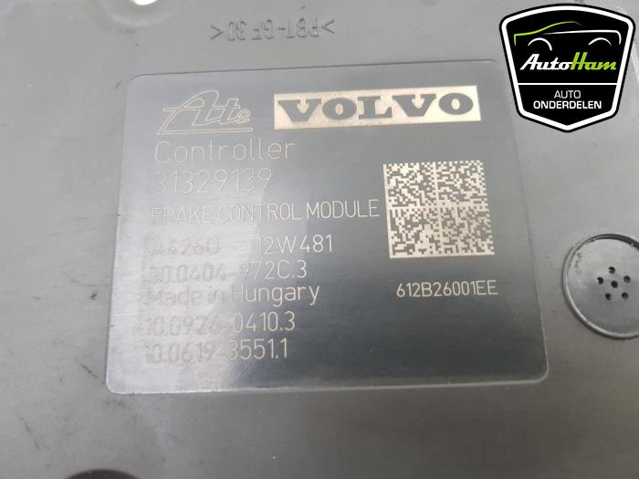 ABS Pomp van een Volvo V70 (BW) 2.0 D4 20V 2013