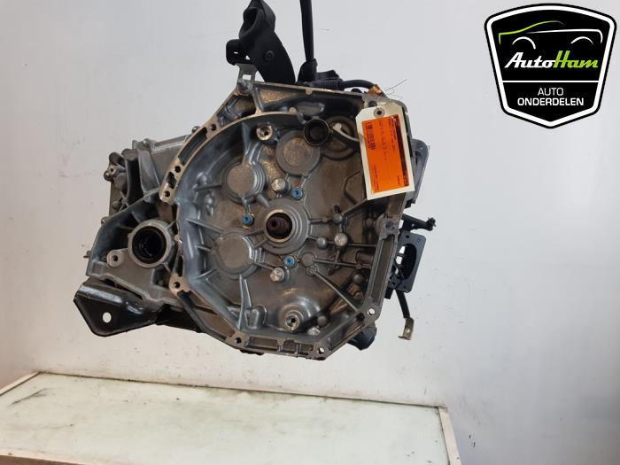 Gebruikte Automaatbak Renault Clio V (RJAB) 1.6 E-Tech 140 16V Prijs € 2.150,00 Margeregeling aangeboden door AutoHam
