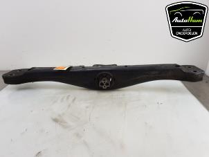 Gebruikte Versnellingsbak Steun Porsche Cayenne (9PA) 4.5 V8 32V Turbo Prijs € 65,00 Margeregeling aangeboden door AutoHam