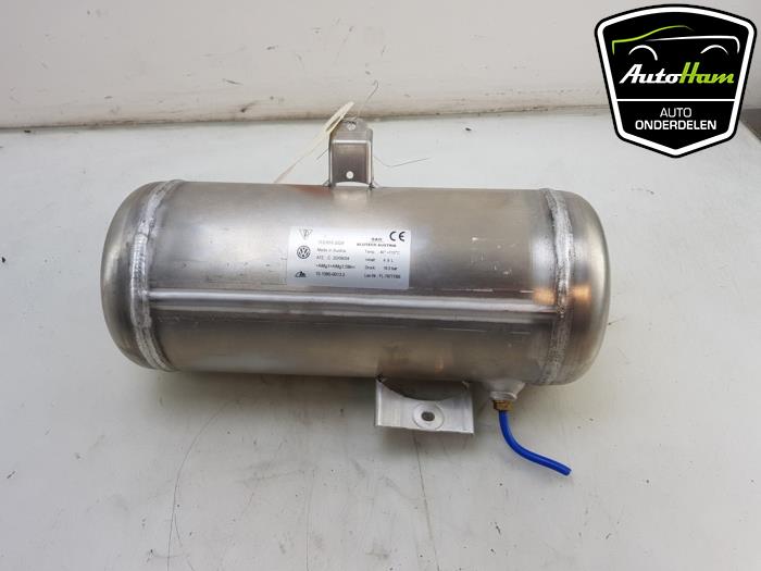 Tank van een Porsche Cayenne (9PA) 4.5 V8 32V Turbo 2004