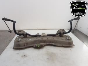 Gebruikte Subframe Renault Clio IV (5R) 0.9 Energy TCE 90 12V Prijs € 40,00 Margeregeling aangeboden door AutoHam