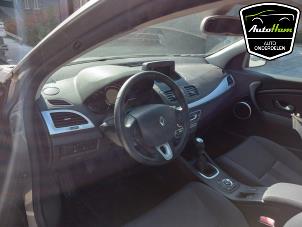 Gebruikte Airbag Set + Module Renault Megane III Grandtour (KZ) 1.6 16V Prijs op aanvraag aangeboden door AutoHam