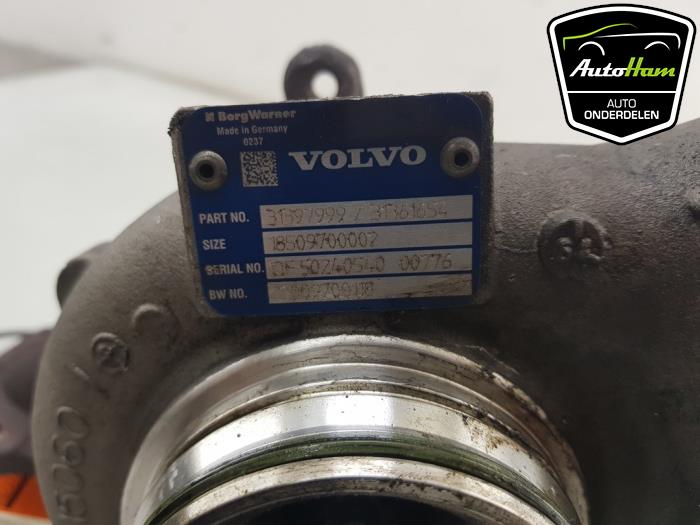 Turbo van een Volvo V40 (MV) 2.0 D4 16V 2014
