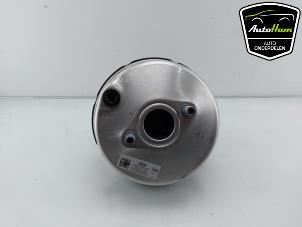 Gebruikte Rembekrachtiger Audi RS 4 Avant (B9) 2.9 V6 TFSI 24V Prijs € 70,00 Margeregeling aangeboden door AutoHam