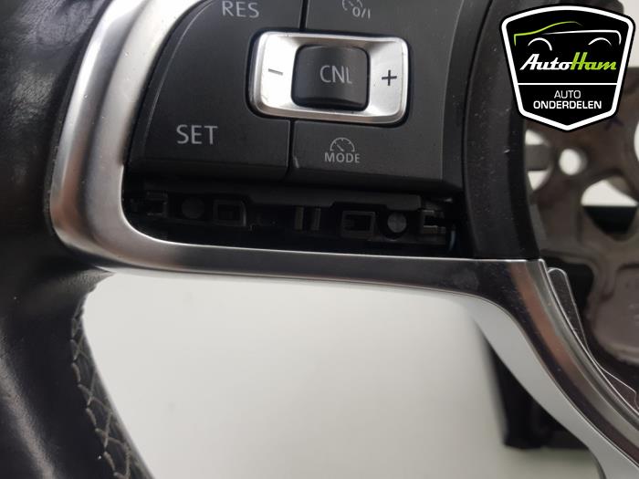 Stuurwiel van een Volkswagen Golf VII Variant (AUVV) 2.0 GTD 16V 2015